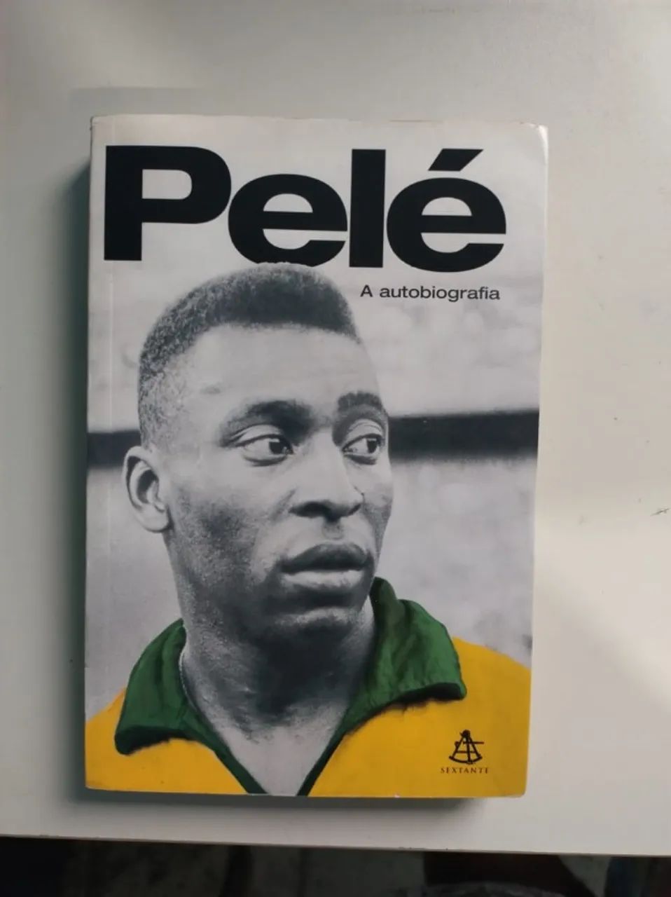 Livro autobiografia  do Pele  - Foto 2