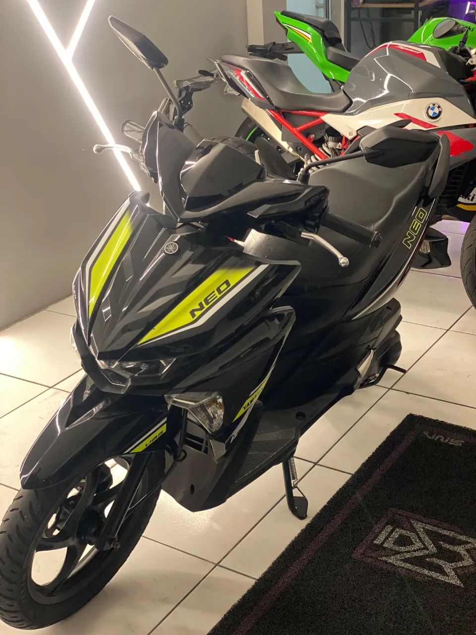 YAMAHA NEO AUTOMATIC 125cc 2024 - Foto 4