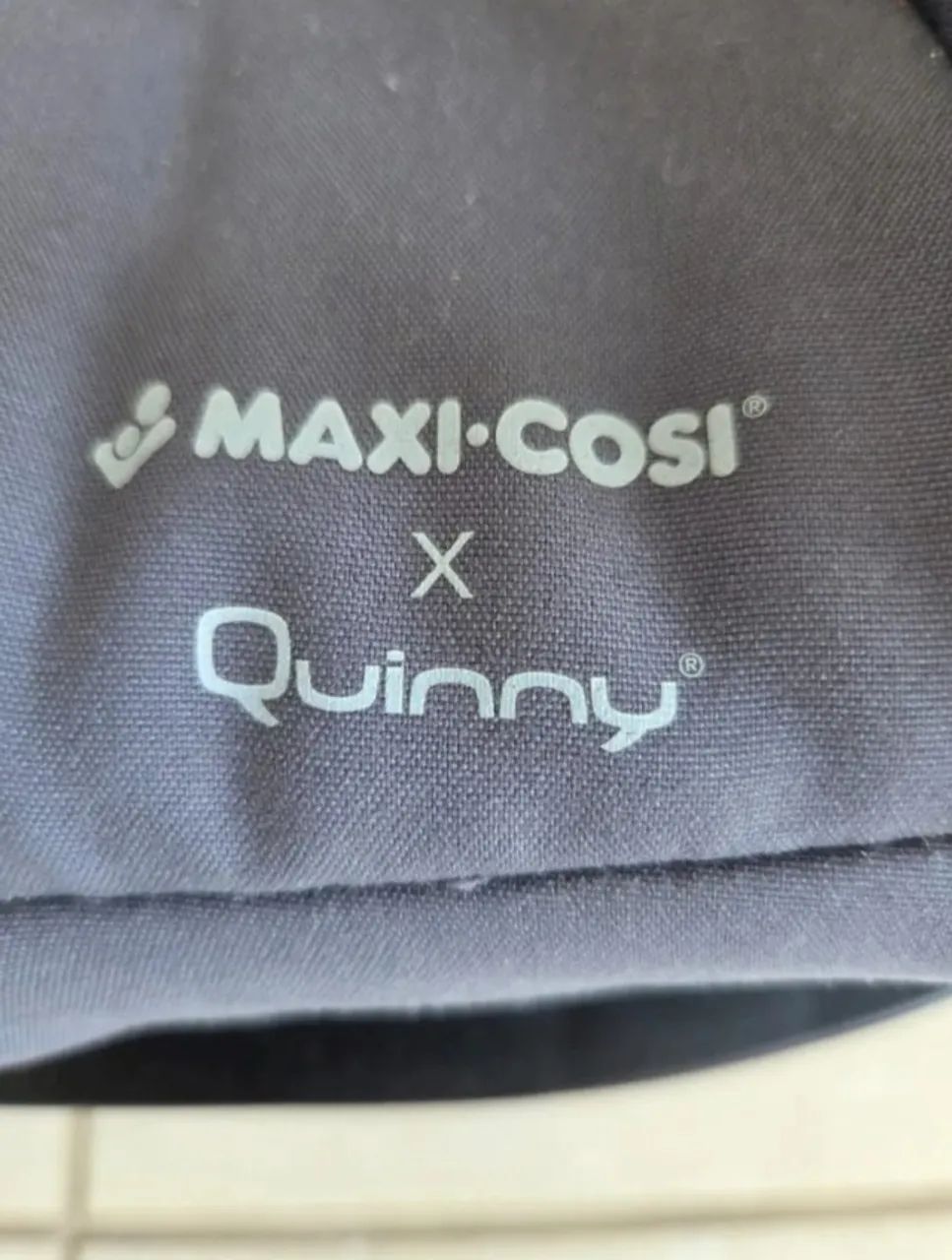 Cadeirinha de Bebê Maxi Cosi + Base para Carro - Foto 4