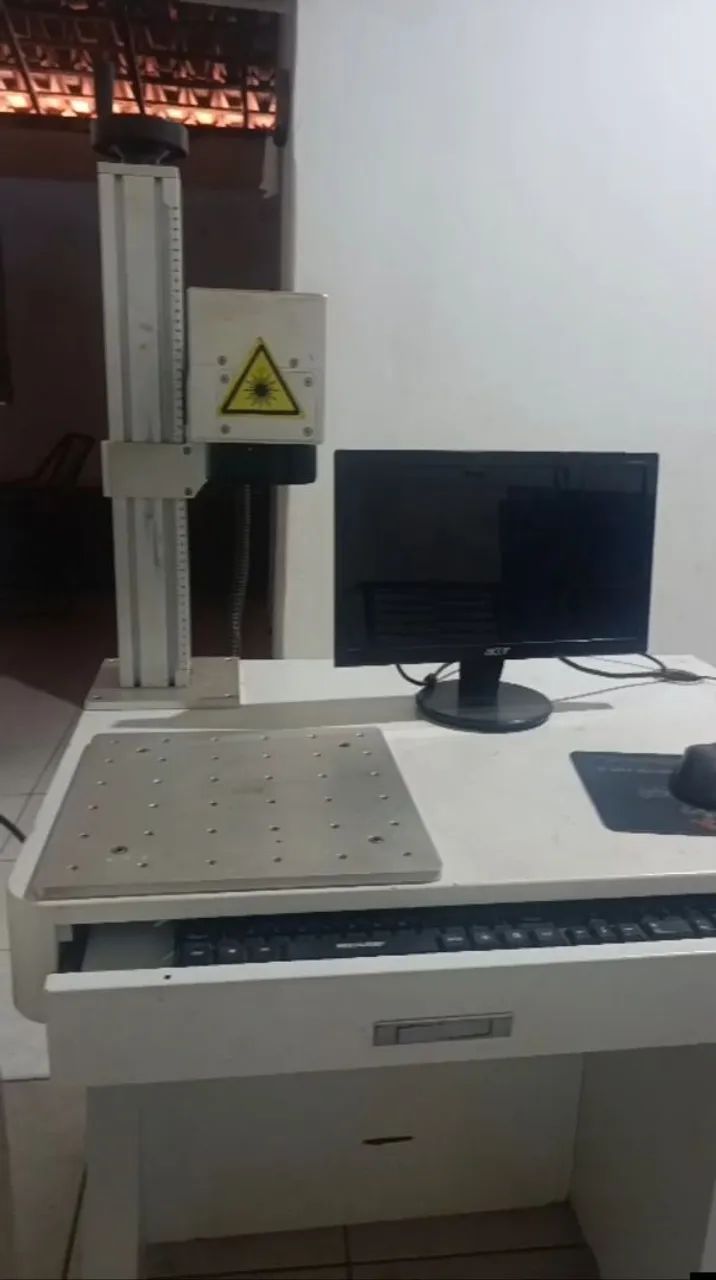 Gravadora laser yag