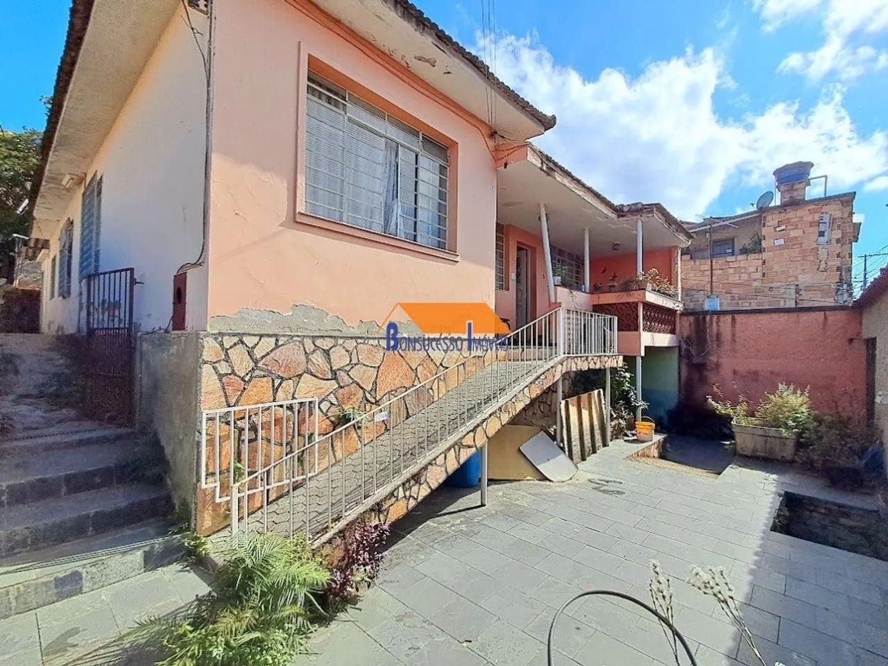 casa de 4 quartos Bairro Eymard em Belo Horizonte - Foto 2