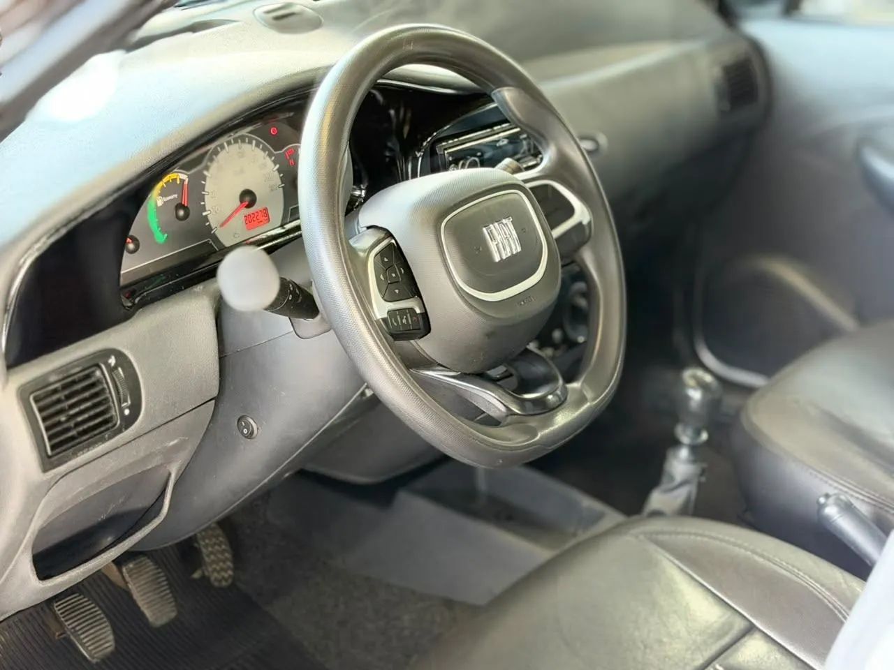 Fiat Palio 1.0 ECONOMY Fire Flex 8V 2p, foto 14 de 19