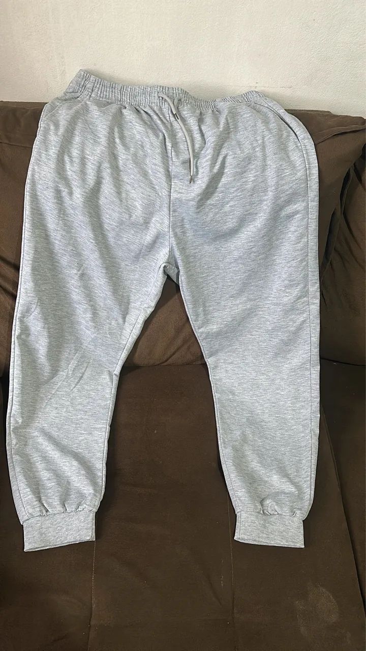 Calça moletom básica cinza 