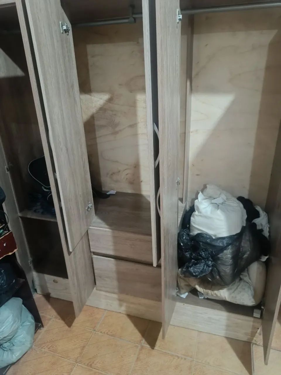 Guarda Roupas 6 Portas  - Foto 3