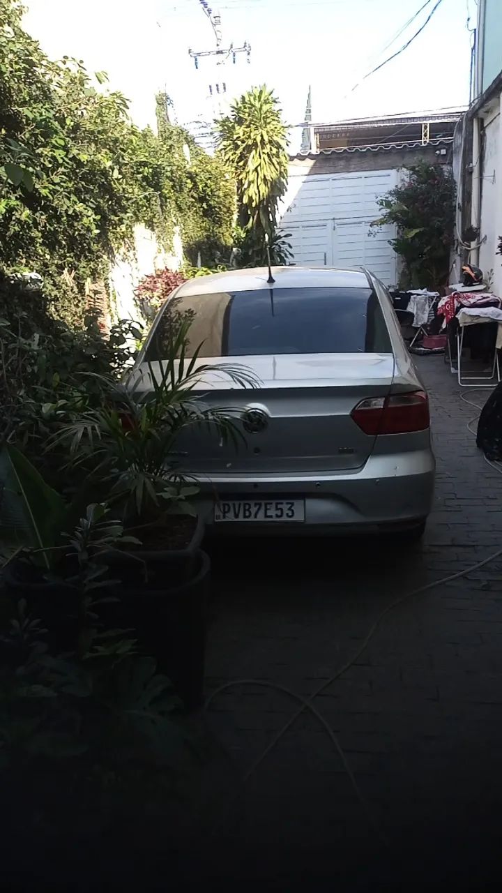 Volkswagen Voyage TRENDLINE 1.6 T.FLEX 8V 4P 2015