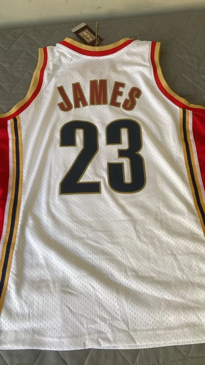 Camisa Cavaliers LeBron James Retrô 2003-04 Branca - Nova - Tam L