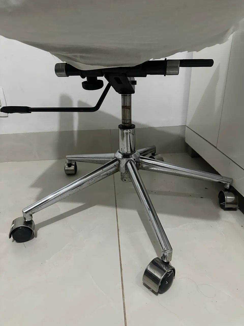 Cadeira giratória - Foto 2