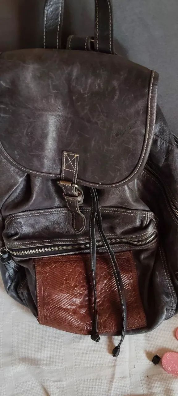 Bolsa mochila de couro de marca 