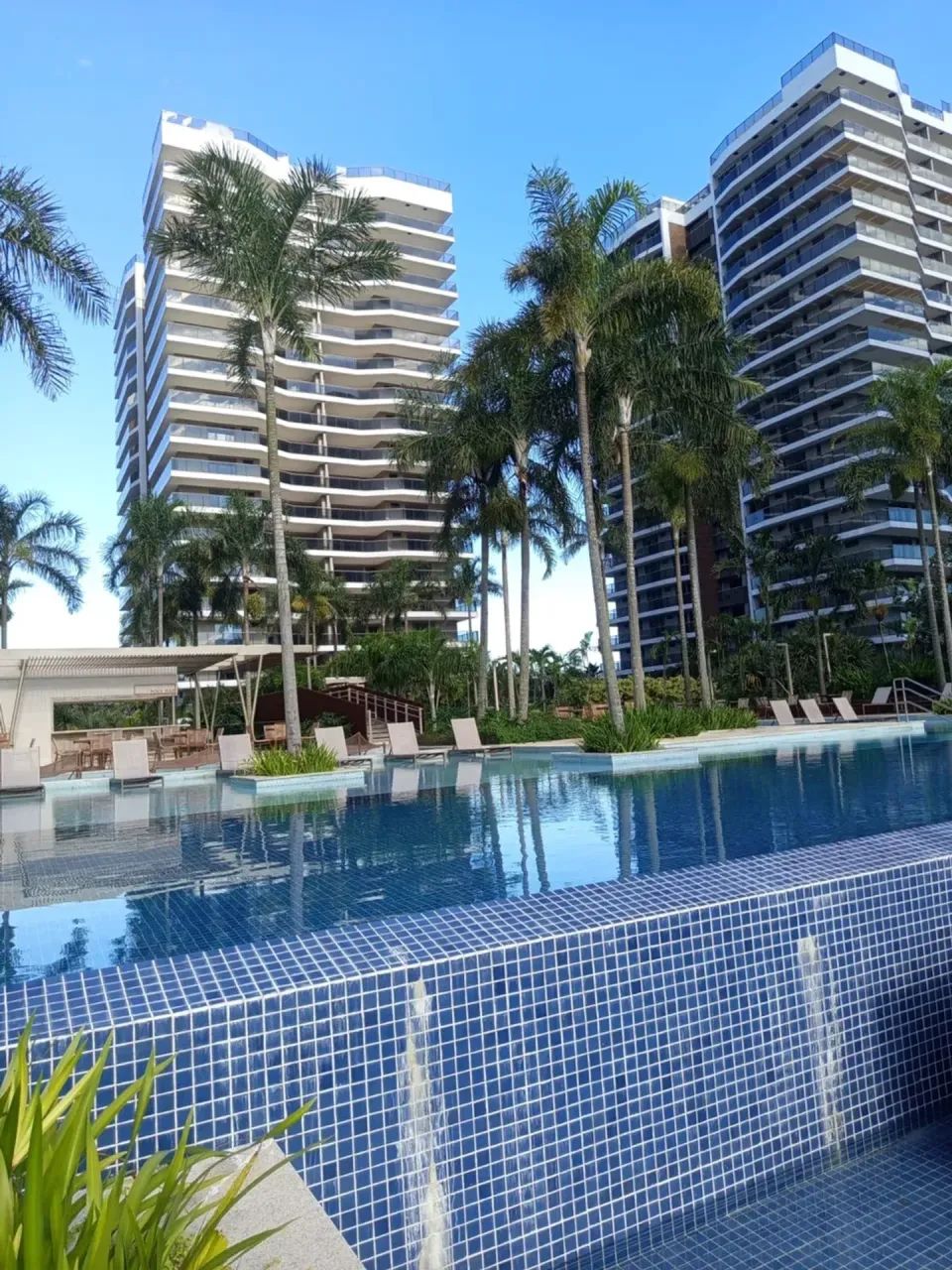 Cobertura duplex Ilha Pura 461m2