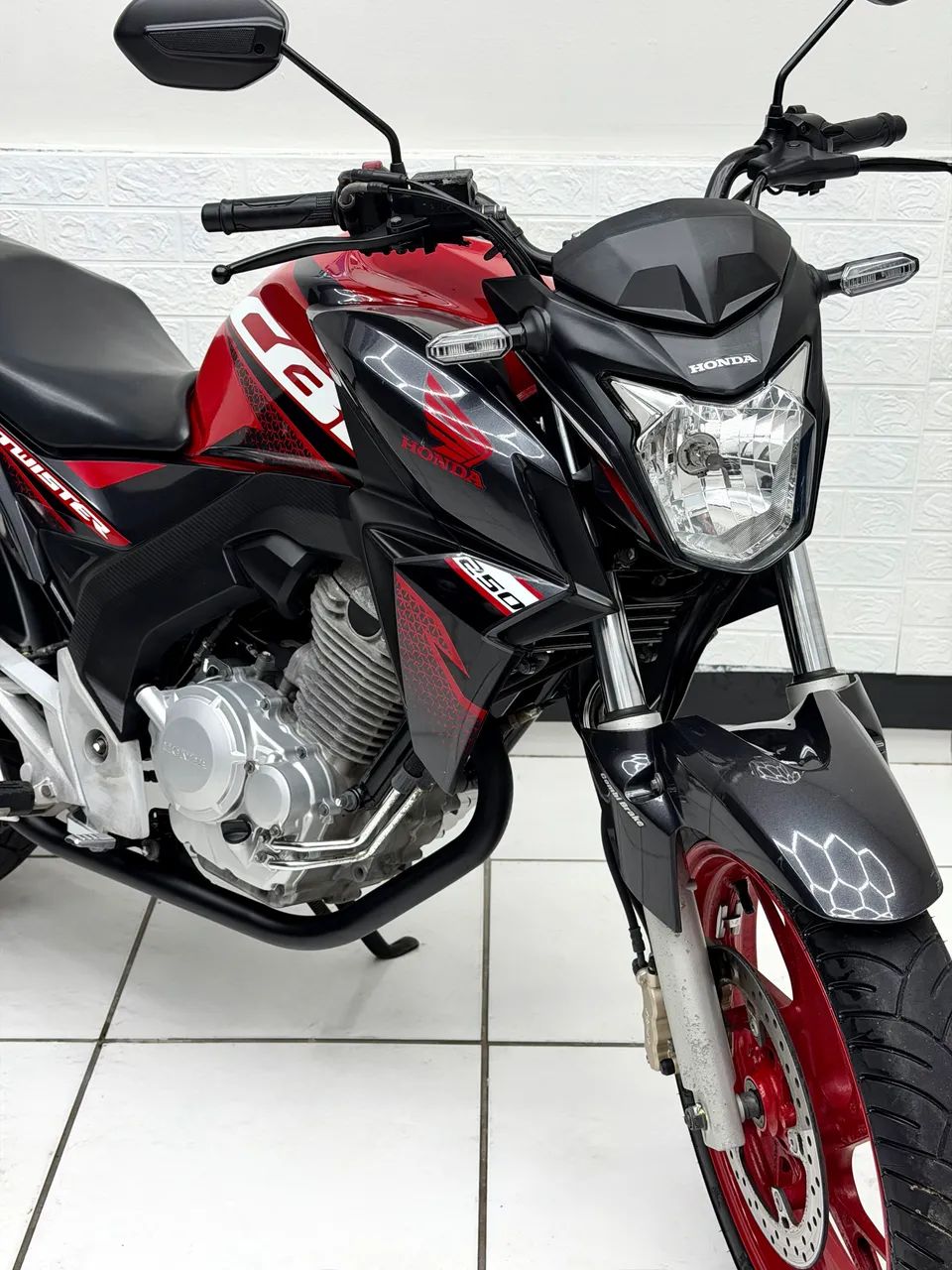 Cb 250 2020 - Foto 3