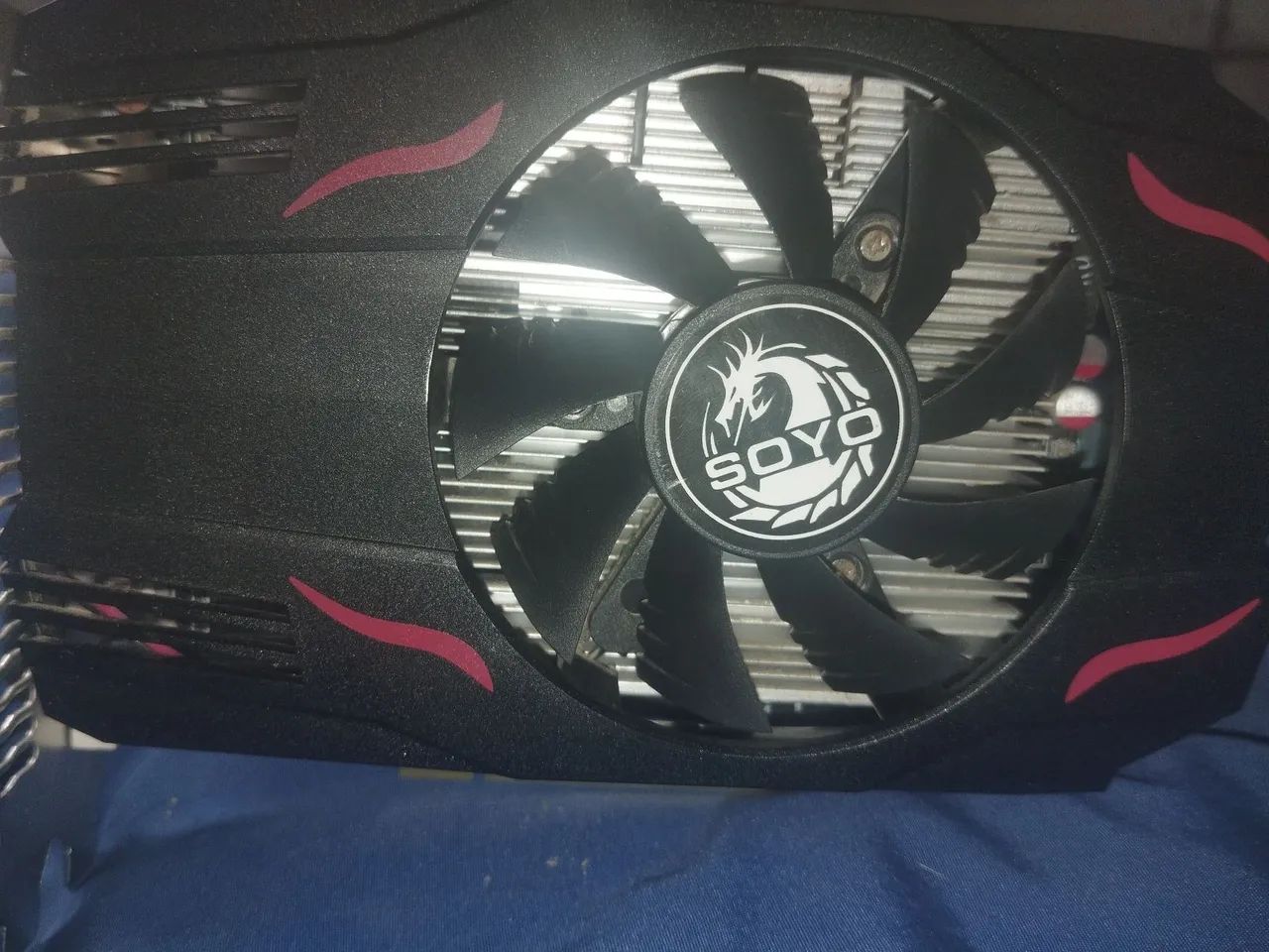 Placa de Vídeo AMD Radeon RX 550 4GB - Rodando Tudo (LoL, Valorant, CS2) - Foto 2