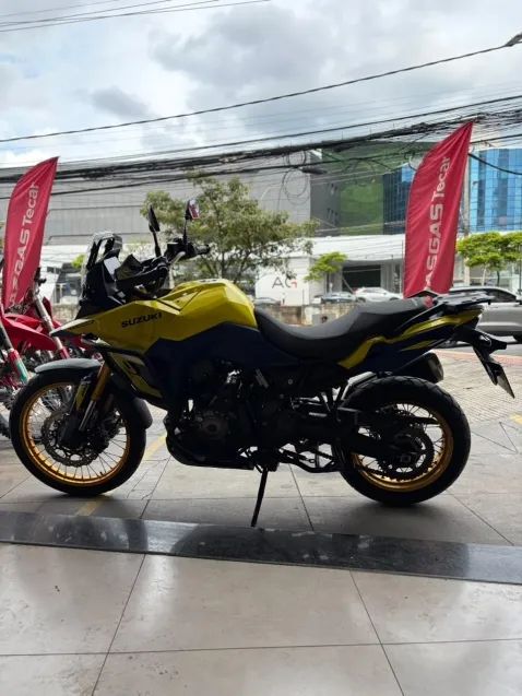 SUZUKI V-STROM 800 2025 - Foto 4