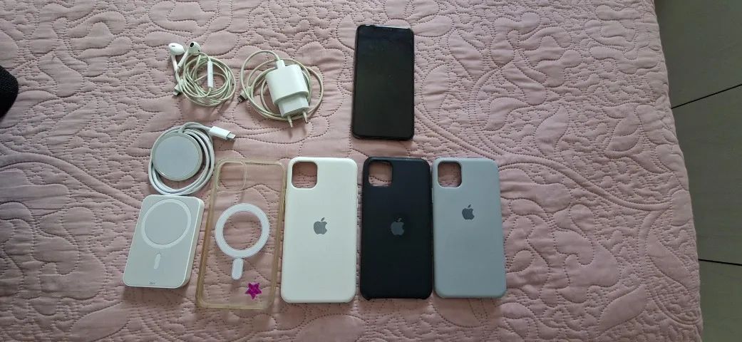 iPhone 11 Pro Max 64GB - sem riscos, com acessórios - Foto 2