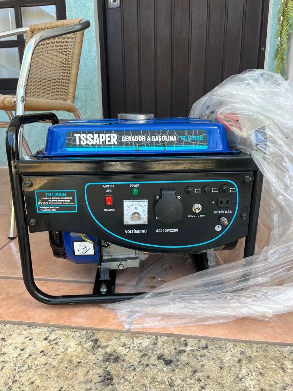 GERADOR A GASOLINA SEMI NOVO 