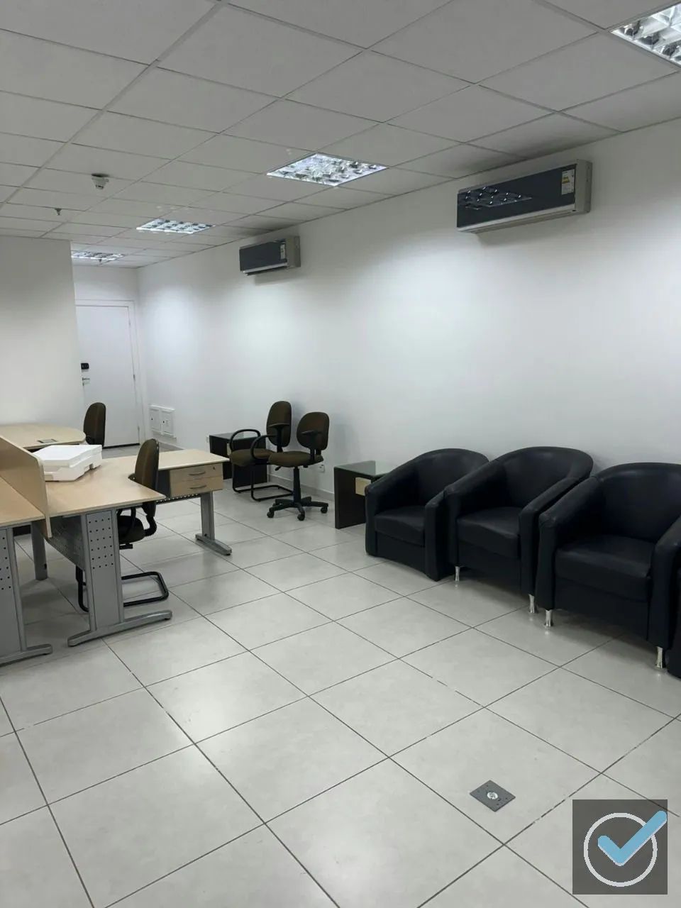 Sala Comercial à venda em Alphaville, Barueri