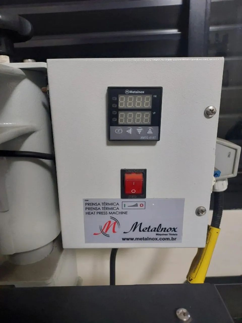 Prensa Térmica Sublimação Camiseta A3 40 x 50cm Metalnox ELI 600 127V - Foto 4