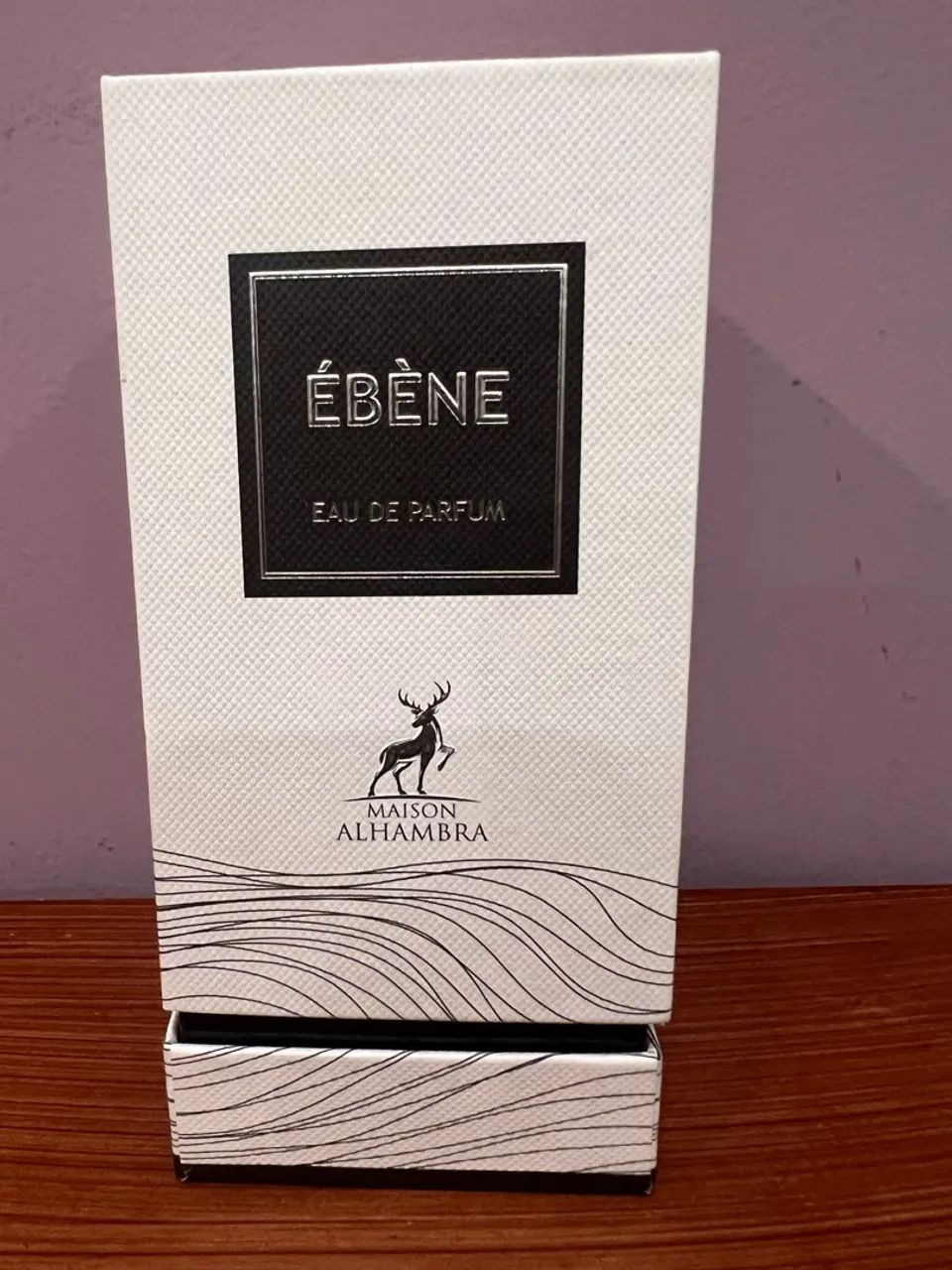 Perfume árabe Ebene - Maison Alhambra (babycat)  - Foto 2