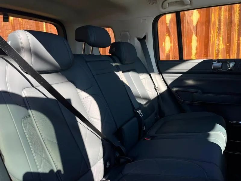 Denza B5 SUV híbrido plug-in, foto 15 de 18