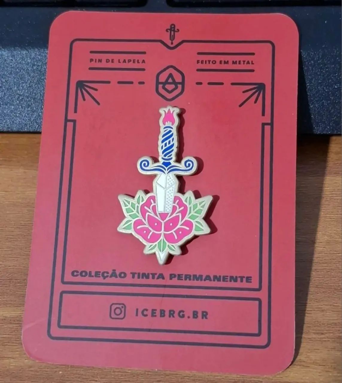 04 Pins em diversos estilos - Foto 5