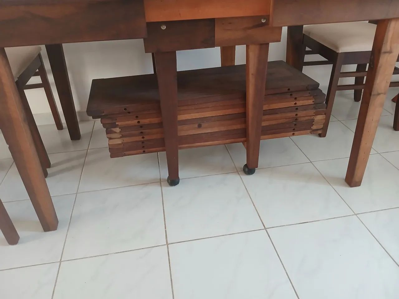 Mesa Elástica Rústica Madeira Maciça Imbuia usada - Foto 5