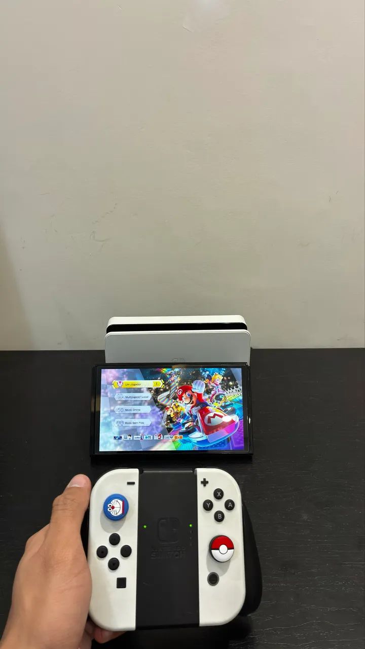 ? NINTENDO SWITCH OLED BRANCO DESBLOQUEADO - KIT COMPLETO - Foto 3