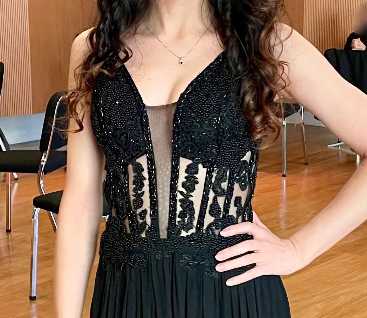 Vestido de festa com pedraria