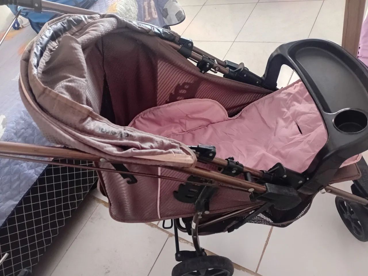 Vendo carrinho de bebe