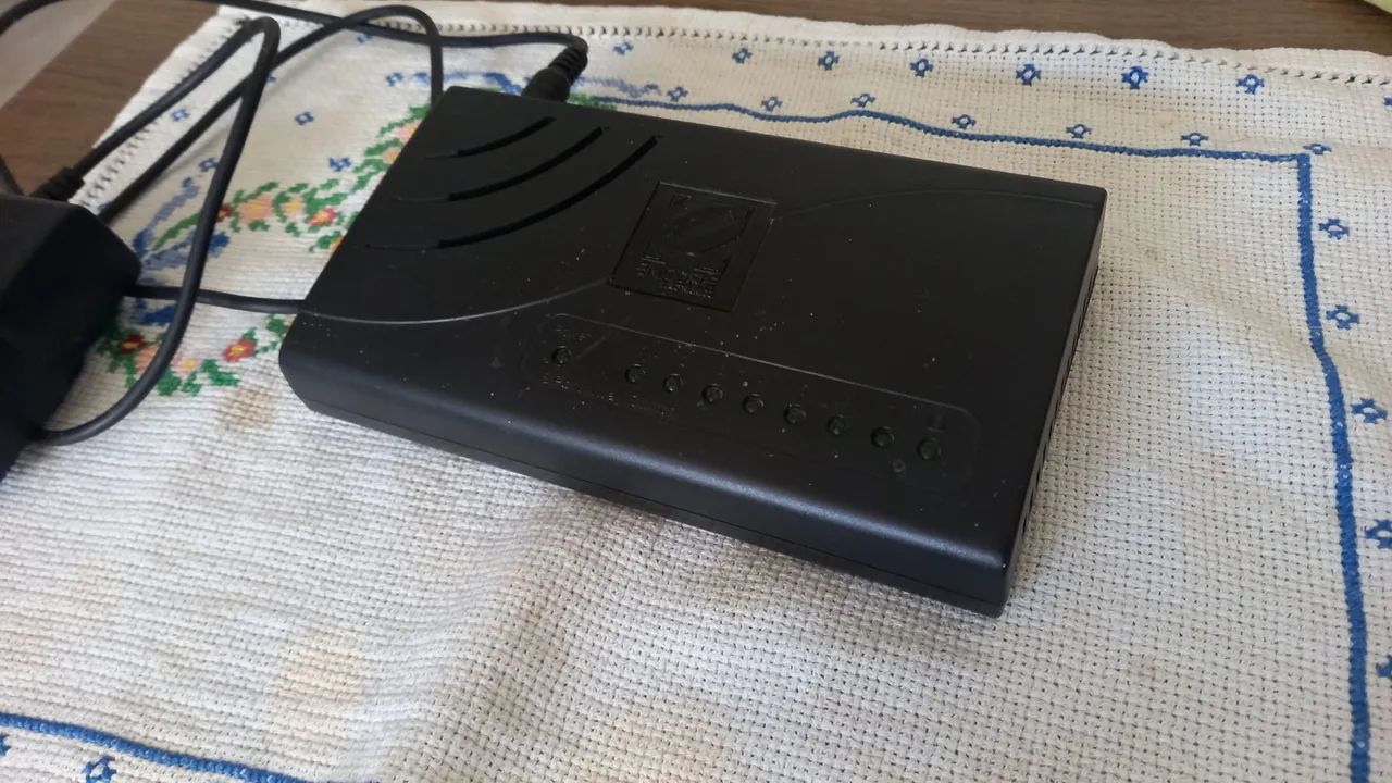 Switch 8 portas usado