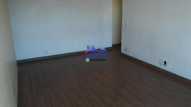 VIROU OPORTUNIDADE !!! Ótimo e amplo apto com 2 Qts e dependência completa, sol da manhã - Foto 8