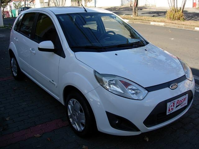 Ford Fiesta hatch 1.6 - Foto 2