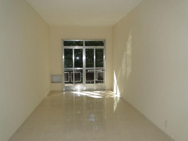 Jardim Guanabara Aylton Vasconcelos Elevador Varanda 3 Quartos (Suíte) 2 Vagas JBI36375 - Foto 2