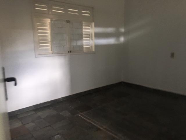 Casa a 500 metros do mar, excelente localização, com 1080 m² de terreno - Foto 14