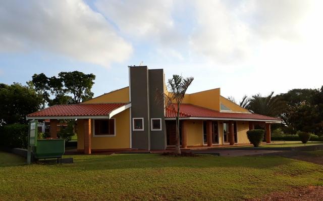 Casa na represa de Avaré