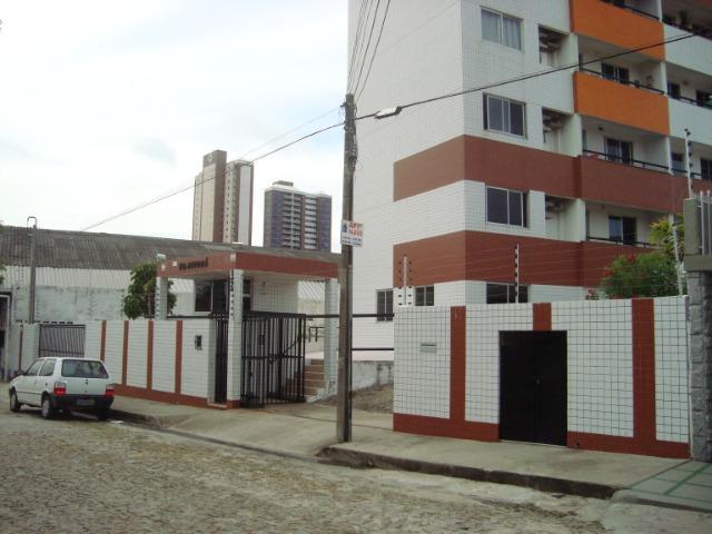 Apartamento de 80 m², 3 quartos e 2 vagas cobertas na garagem
