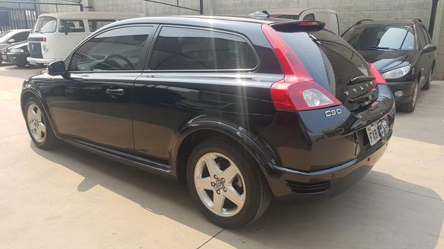 Volvo C30 2.0 Cambio Manual Ano 2009 - Foto 4