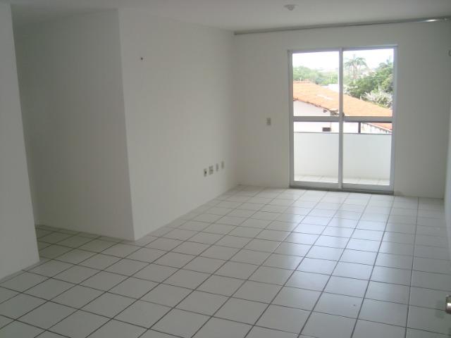 Apartamento de 80 m², 3 quartos e 2 vagas cobertas na garagem - Foto 3