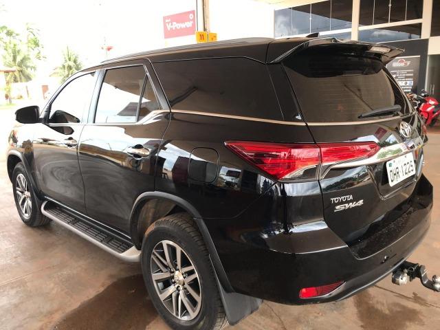 Toyota Sw4 SRX 4x4 2.8 7 lugares - Foto 4
