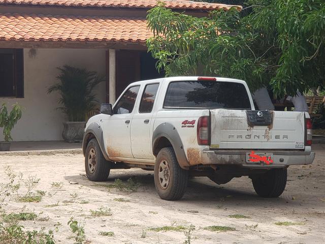 Nissan frontier 4x4 xe - Foto 4