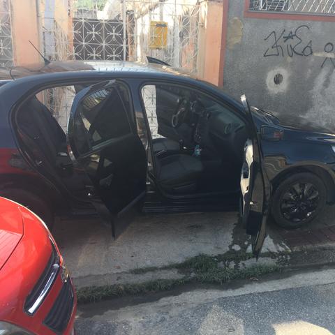 Gol 1.0 / g5 - preto - Foto 2