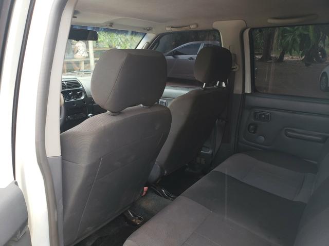 Nissan frontier 4x4 xe - Foto 8