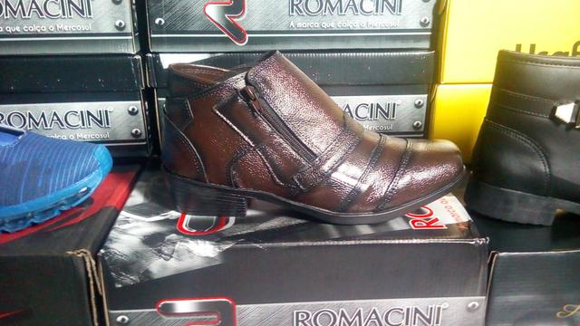 Botas Masculinas - Foto 3