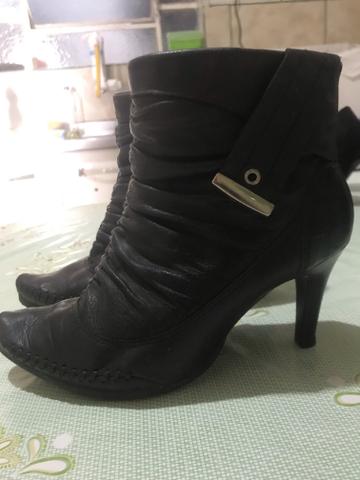 bota cano curto total confort