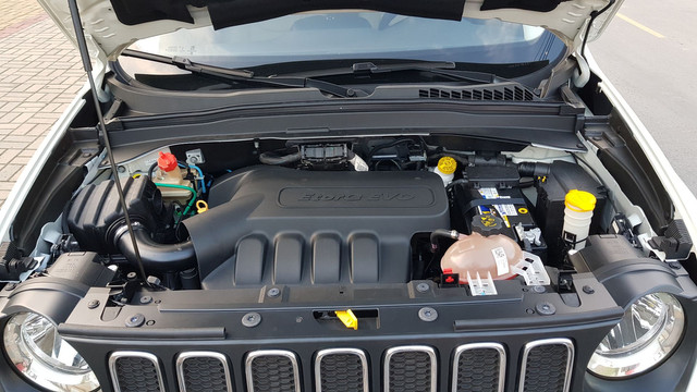 Jeep Renegade Longitude - Foto 18