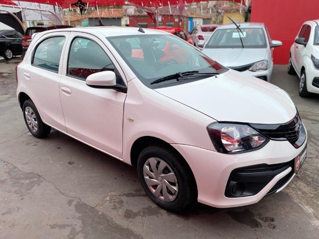 ETIOS X 2020 1.3 TENHO BRANCO E CINZA