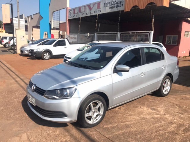 VW VOYAGE 1.6 G6 COMPLETO AUTOMÁTICO 2013