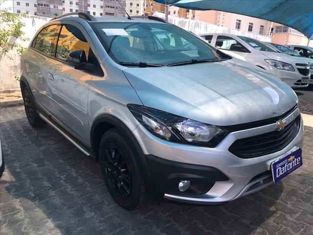 CHEVROLET ONIX 1.4 MPFI ACTIV 8V FLEX 4P AUTOMÁTICO