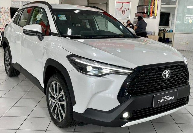 COROLLA CROSS