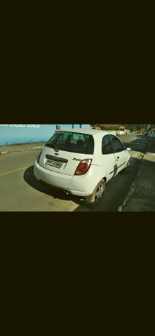 VENDO FORD KA 2004,COMPLETO