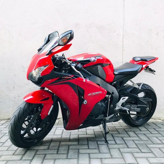 HONDA CBR 1000RR 2008 IMPECÁVEL