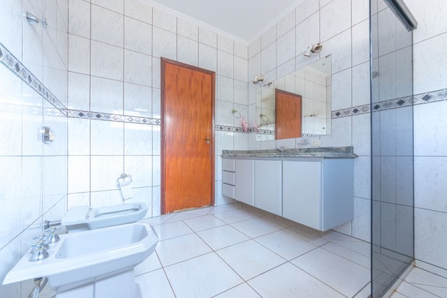 Casa com 3 dormitórios à venda, 244 m² por R$ 530.000,00 - Jardim Nova Aparecida - Jabotic - Foto 13